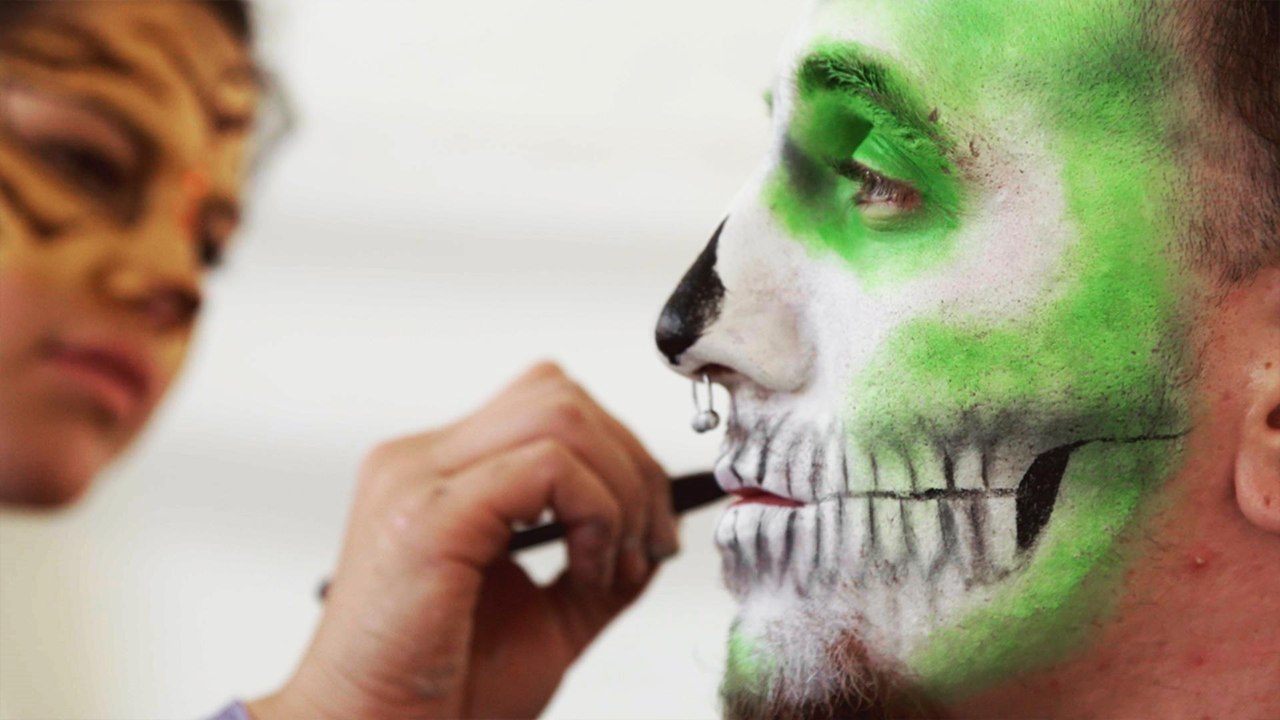 Juggalettes, Drag Queens, & the Kardashian's Makeup Artist