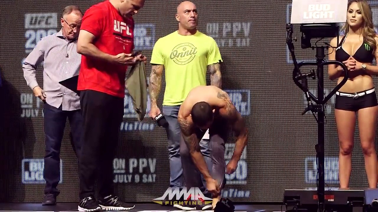 UFC 200 Weigh-Ins: Jose Aldo vs. Frankie Edgar 2 Staredown