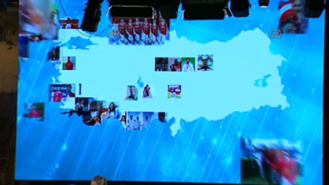 Gençlik ve Spor Bakanı Akif Çağatay Kılıç, Rio Olimpiyatları'na Katılacak Sporcu Heyetiyle Görüştü