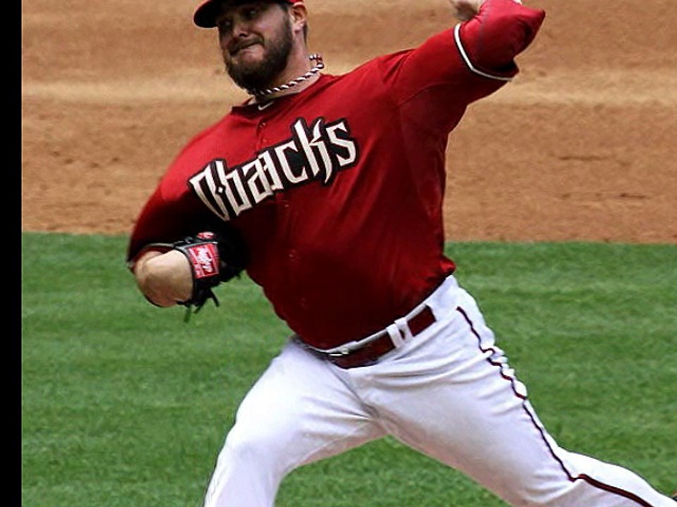Orioles acquire Wade Miley from the Mariners