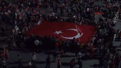 Sivas'ta Demokrasi Nöbeti Sürüyor