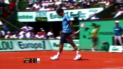 Roger Federer - Top 10 most unbelievable Return Winners (HD)