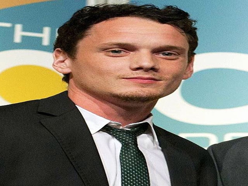 The parents of Star Trek actor, Anton Yelchin, plan to sue Fiat Chrysler over their son’s death