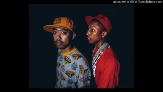 DJ Drama - Check Ya Self (Freestyle) ft-Pharrell Williams