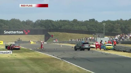 Big Start Crash 2016 BTCC Snetterton Race 2