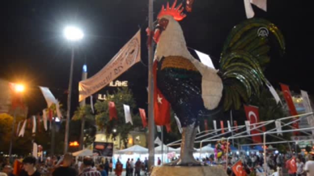 Fetö'nün Darbe Girişimine Tepkiler - Gelin ve Damat, Demokrasi Nöbetine Katıldı