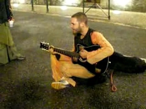 place de l eglise a luchon anti sarko facho