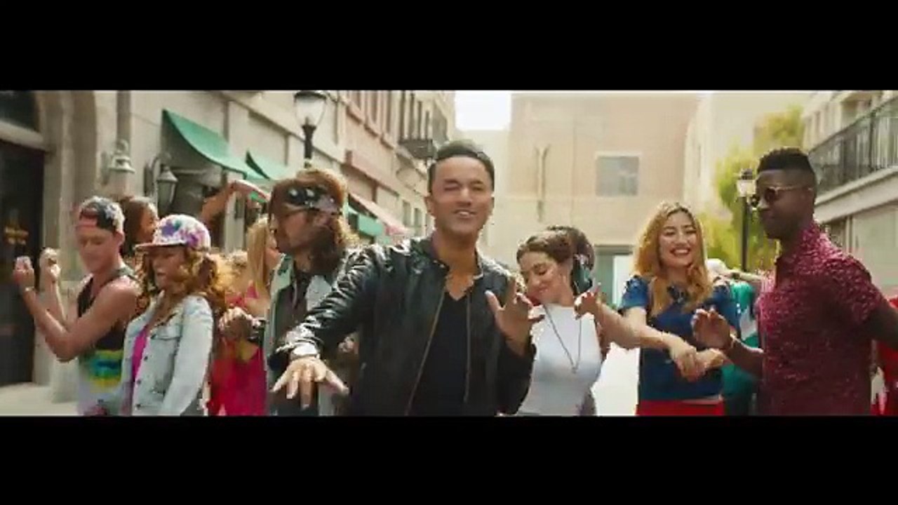 RedOne - Don't You Need Somebody [OFFICIAL MUSIC VIDEO]