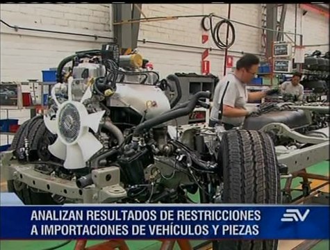 Ministerio de Comercio Exterior estudia resultados de restricción a importaciones de vehículos
