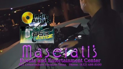 AHYONZ Feat Kenya C LIVE at Maserati's in Houston TX - V-Wurld TV & Radio