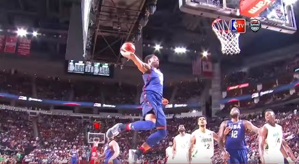 DeMar DeRozan fait un festival de dunks contre le Nigeria