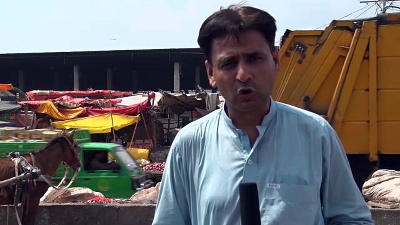 01_08_16_VEGITABLE_MARKET_STANDUP_JAMAL_FAHAD_ISB-
