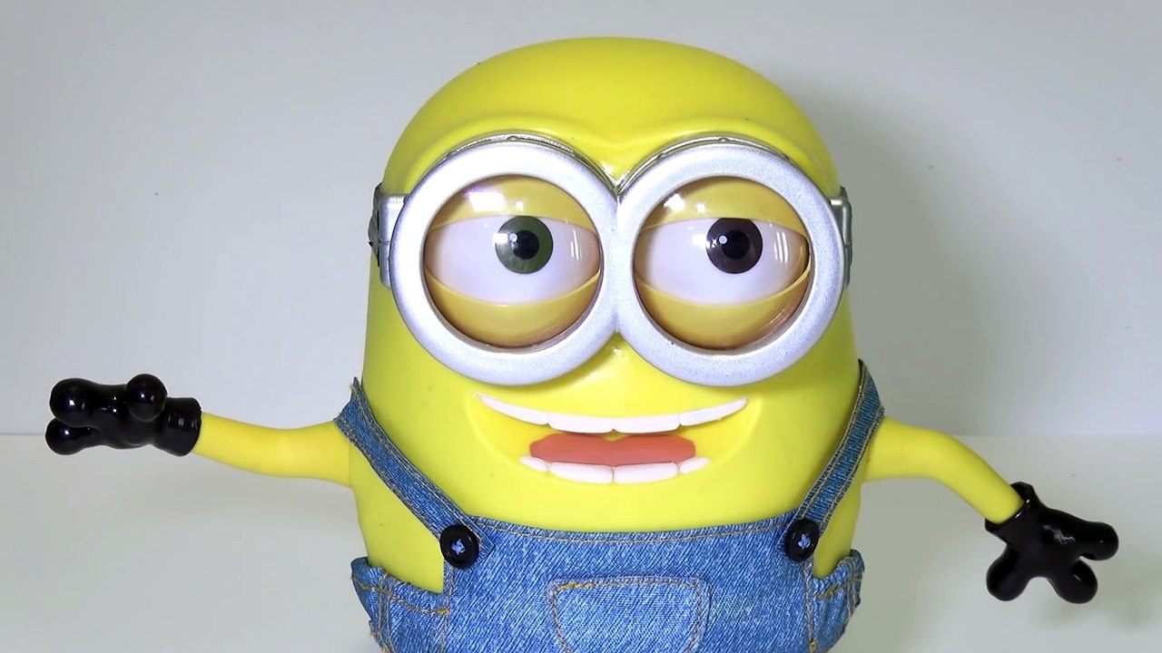 Minions Bob Singing, Talking, Dancing and Moving Head, Eyes & Feet