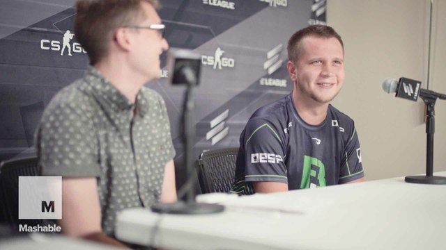 Professional video gamers react to Pokémon Go