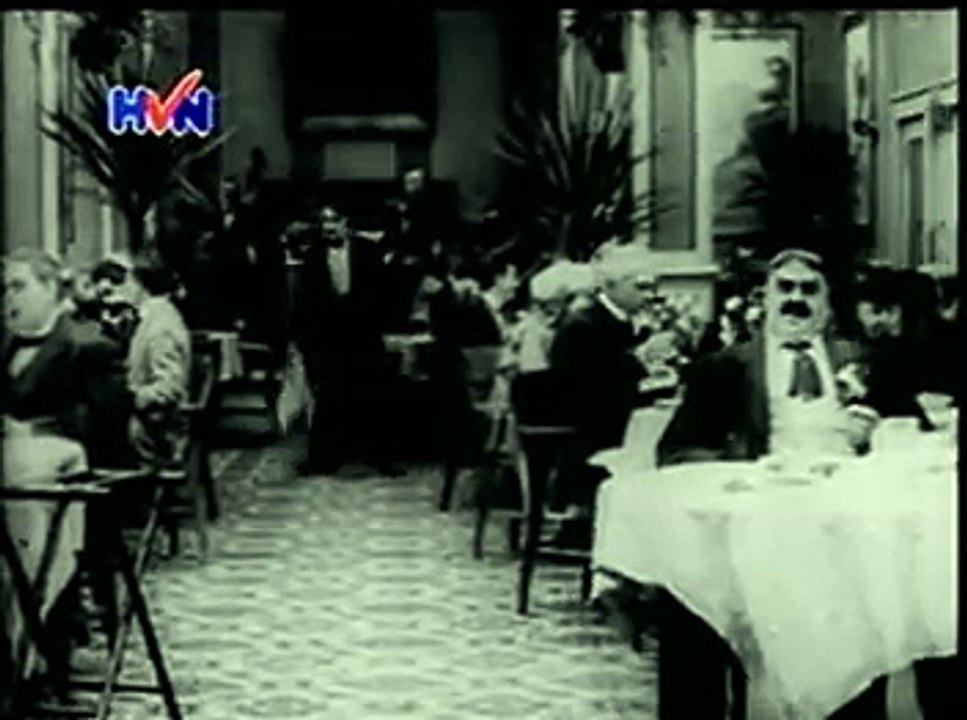 Charlie Chaplin's 'The Rink' (1916) - funny classic video