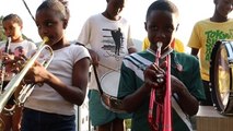 Niños de una favela de Río de Janeiro llevarán la música a los Juegos Olímpicos