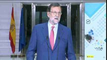 Rajoy pide a PSOE y Ciudadanos que piensen en España antes de sentarse a negociar