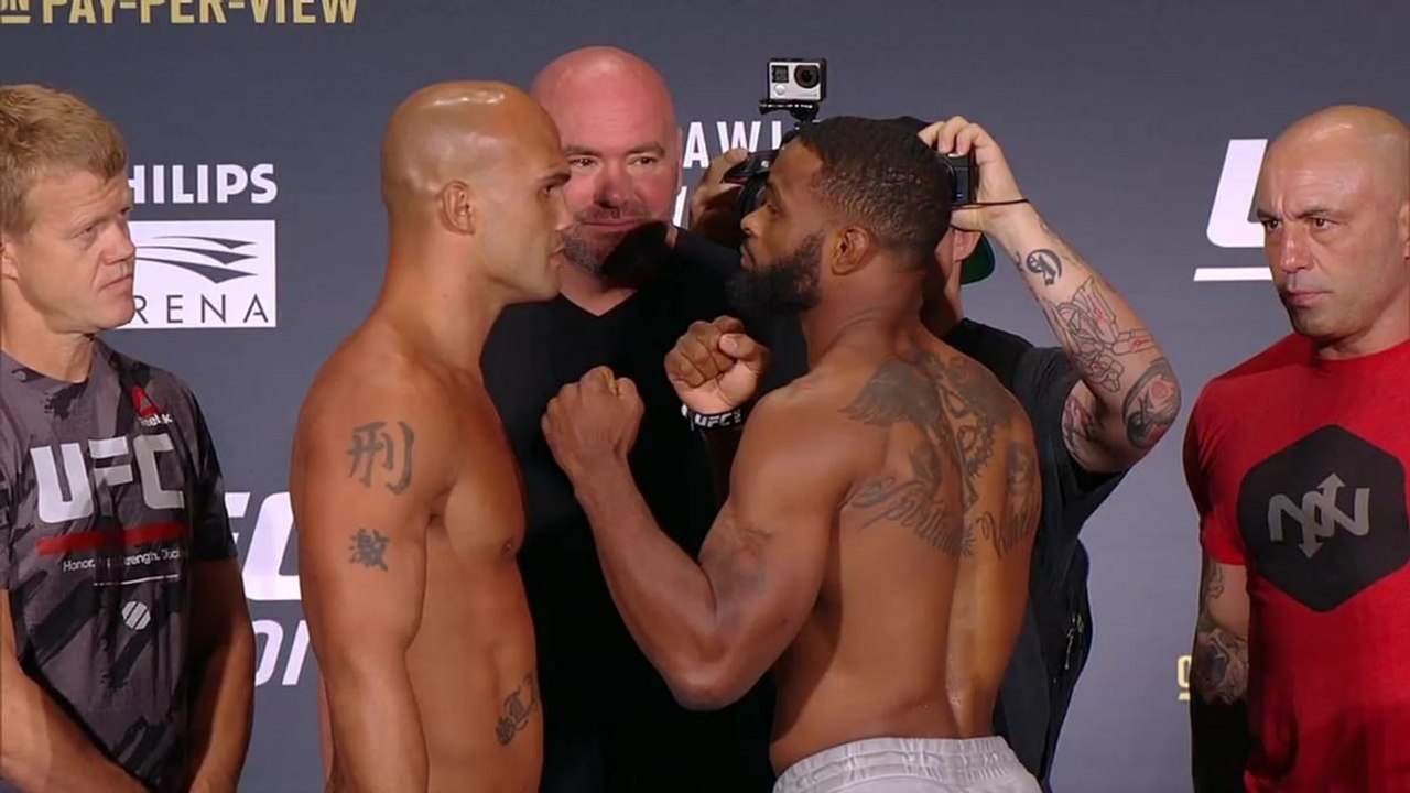 UFC 201 -  TYRON  WOODLEY VS ROBBIE LAWLER