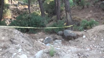 Ormanlık Alanda Fetö Kitapları