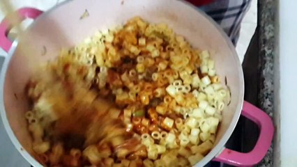 المعكرونه بالدجاج والجبن . علة طريقة الشيف ابو علوش