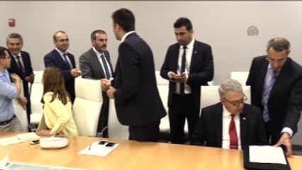 Taha Özhan: "Gülen'in Medyaya Ulaşımı ve Örgüt Üyeleriyle İletişim Kurması Durdurulmalıdır"