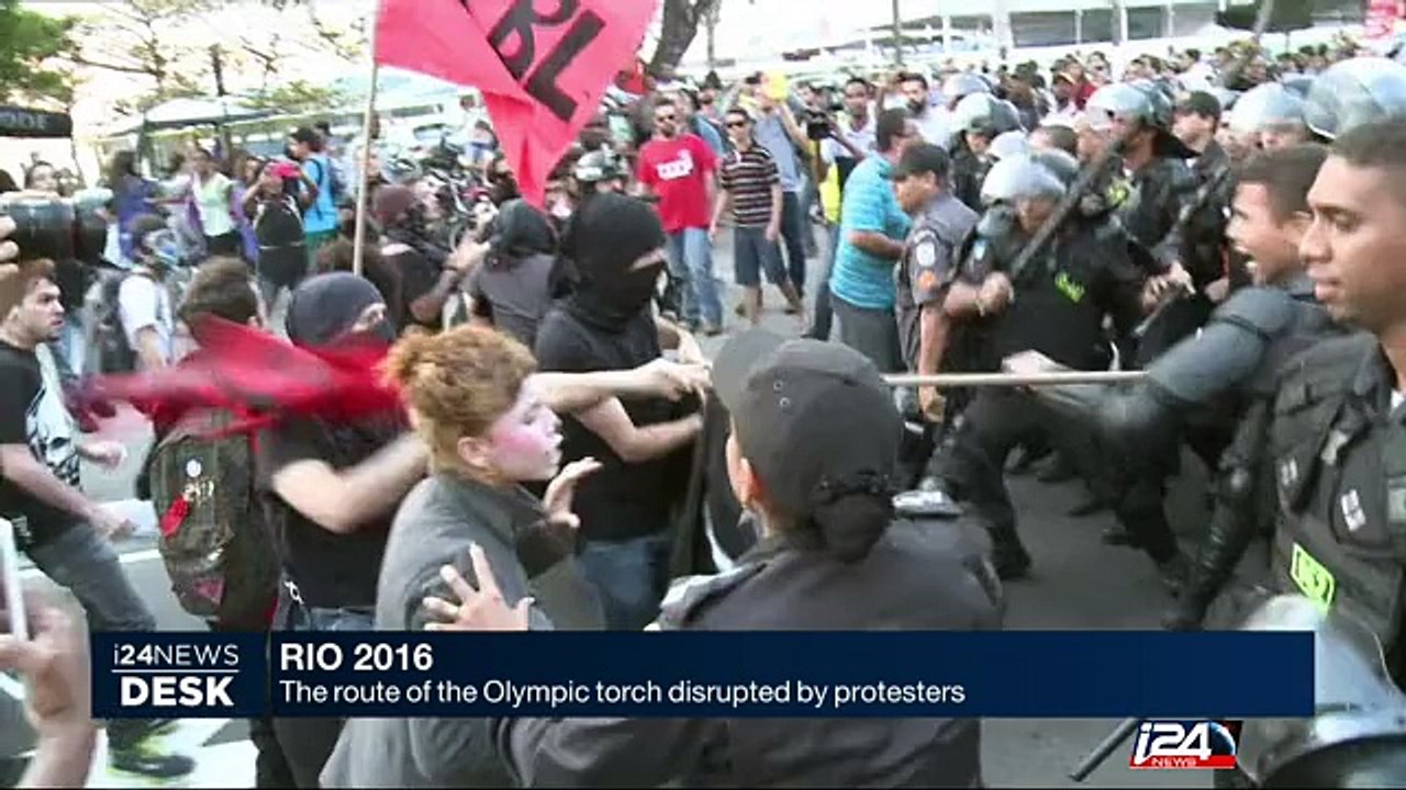 The route of the Olympic torch disrupted by protesters