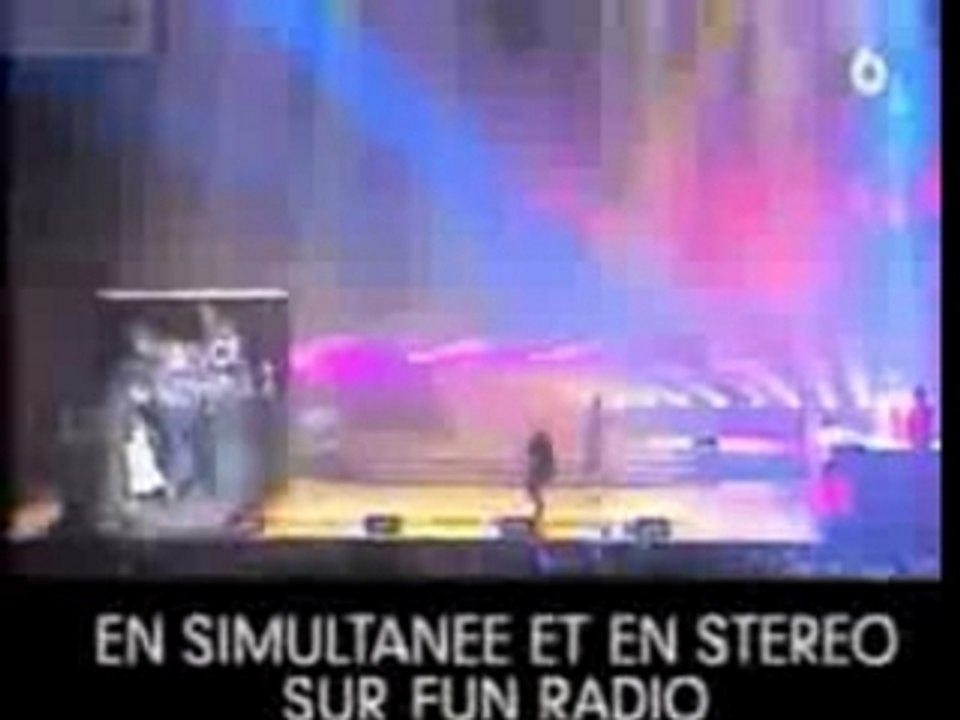 Cappella - U Got 2 Let The Music @ Dance Machine