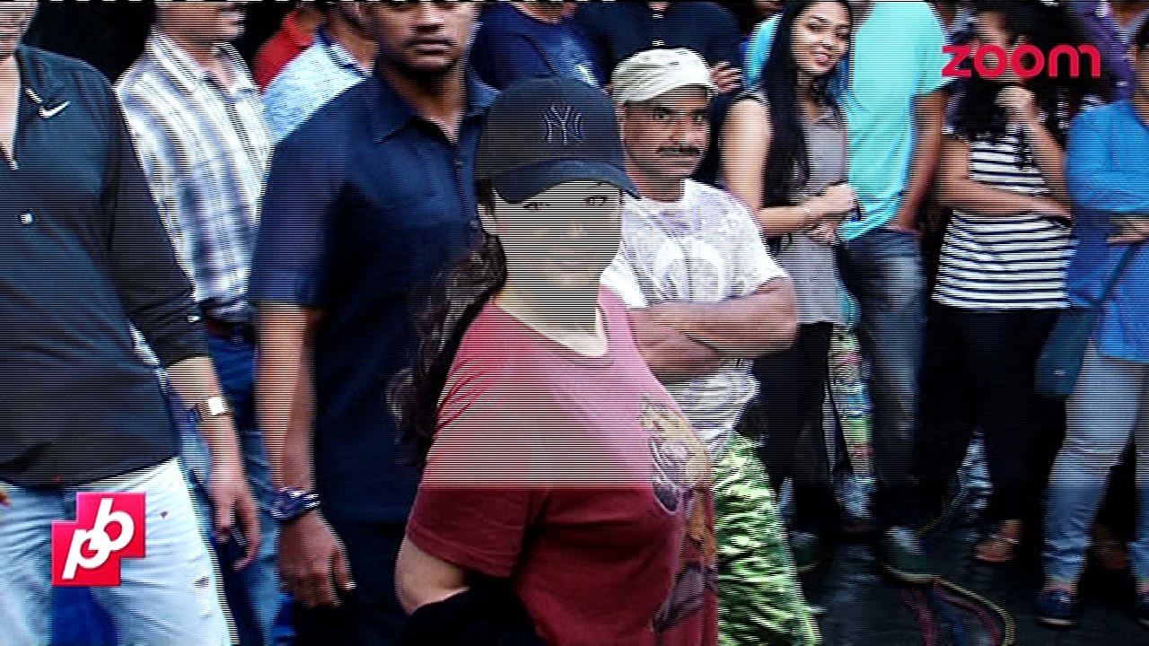 Why Did Preity Zinta Deleted All Her Pictures From The Camera-Bollywood News