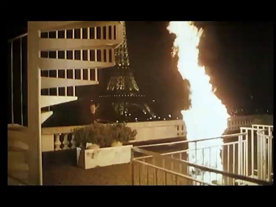 Ne réveillez pas un flic qui dort