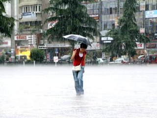 Meteoroloji'den 5 İle Sağanak Yağış Uyarısı