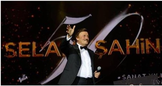 Selami Şahin, Hologram Yöntemiyle Zeki Müren'le Birlikte Düet Yaptı