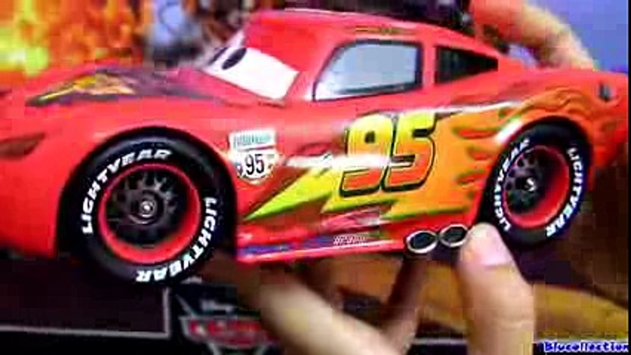 Cars 2 Transforming Lightning McQueen from Disney store Buildable Toy Review by Blucollection