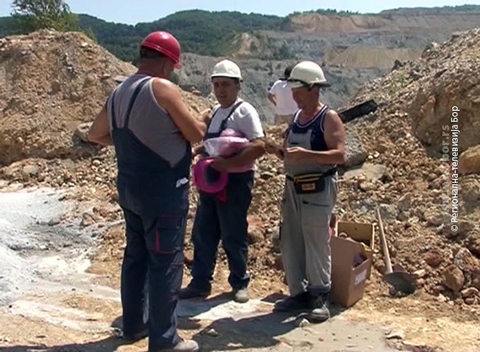 Brže raskrivanje na kopu "Južni revir" u Majdanpeku, 03. avgust 2016. (RTV Bor)