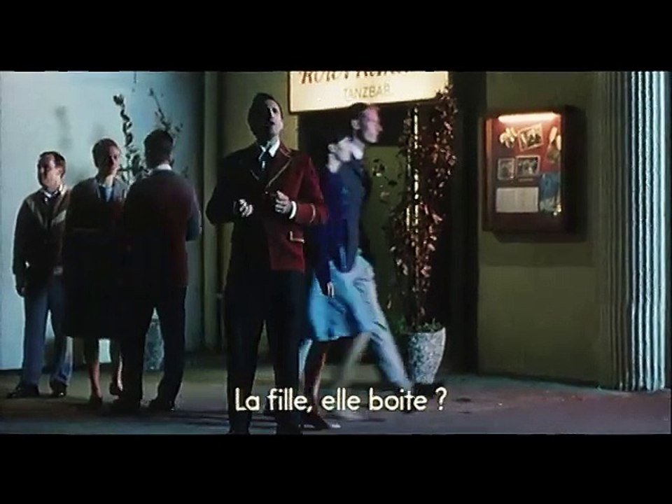Le perroquet rouge VOST- Ext 2
