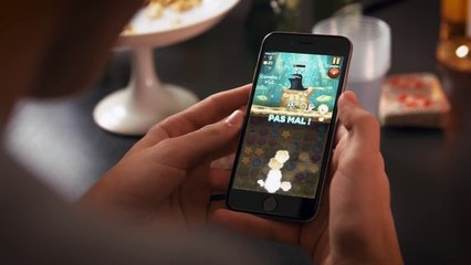 CE MEC... - Avec son téléphone