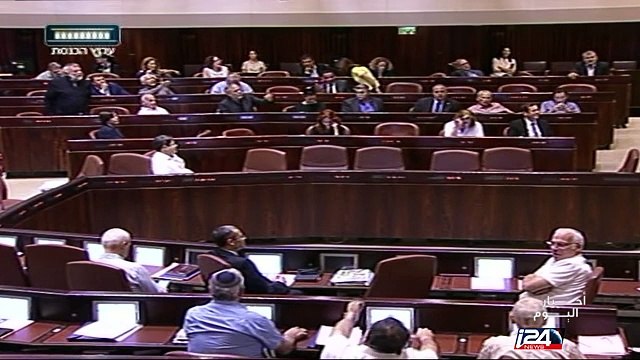 المعارضة الإسرائيلية تتهم بنيامين نتنياهو بالسيطرة على وسائل الإعلام