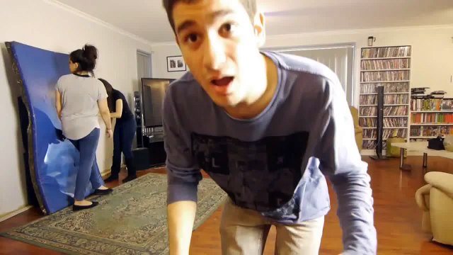 ölüm ölüm dedigin nedir ki gülüm ben senin icin yasamayi göze almisim