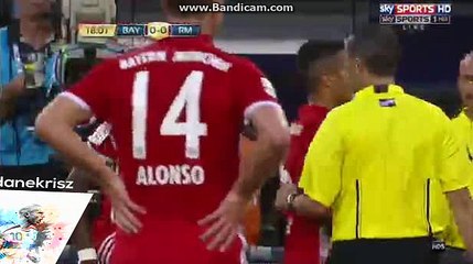 David Alaba Gets Injured - Bayern Munich vs Real Madrid (International Champions Cup)