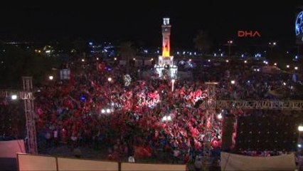 İzmir Sivil Toplum Kuruluşlarından 'Demokrasi Nöbeti'ne' Tam Destek