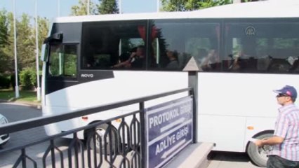 Gözaltına Alınan 11 Emniyet Mensubu Tutuklandı