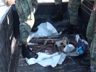 Armas encontradas en el exterior de un centro educativo
