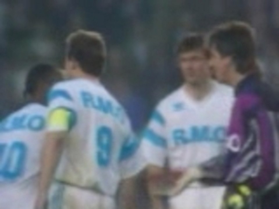 Abédi Pelé et ses dribbles déroutan