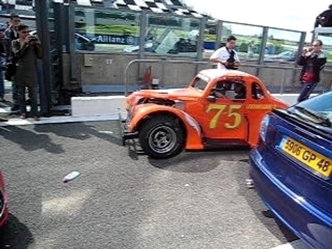 DJMIXONE- voiture de course Magny-Cours