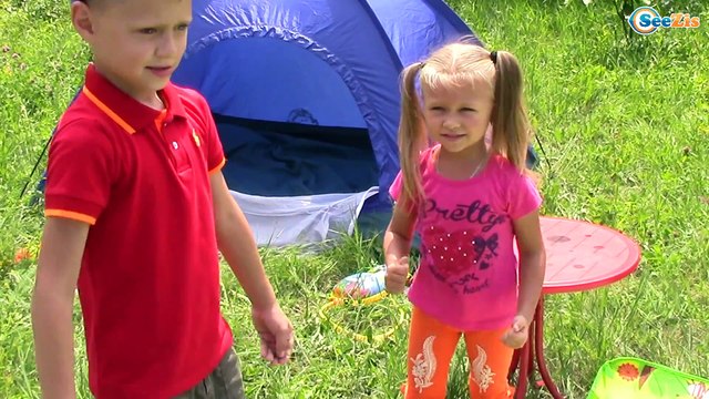 Мокрый Челлендж - Видео для Детей Игры с Водой! В поисках Игрушек - Spiderman vs Venom Challenge