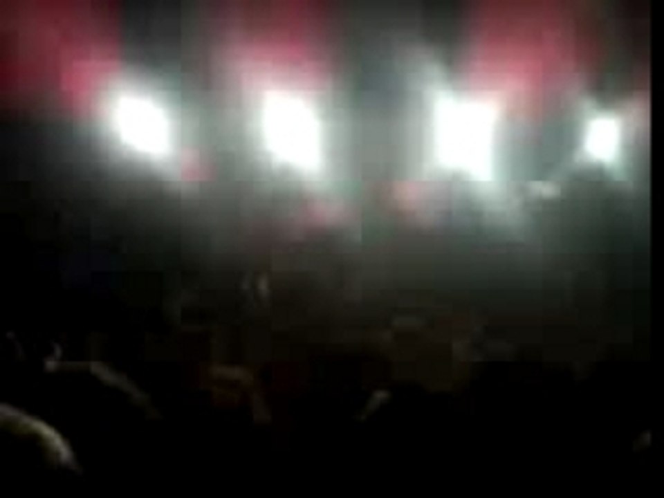 Para one  - dudundun (vieilles charrues 2007)