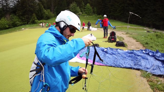 Adrénaline - Parapente : François Bon, pionniers des airs