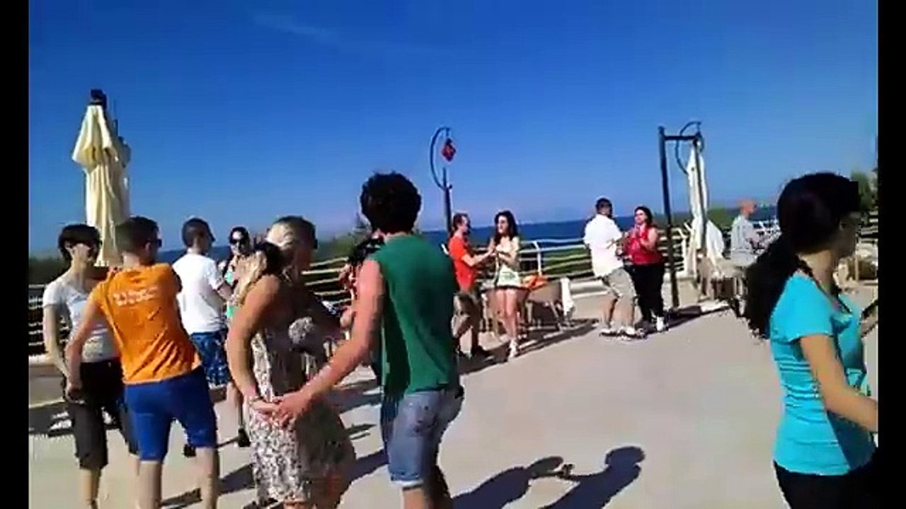 QueViva la Salsa Rueda by Salsa People dance school