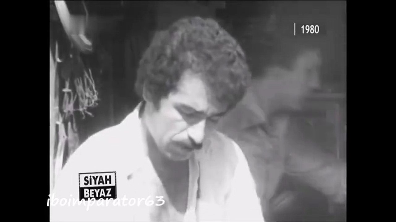 İbrahim Tatlıses İndim Gülün Bağına TRT Siyah Beyaz