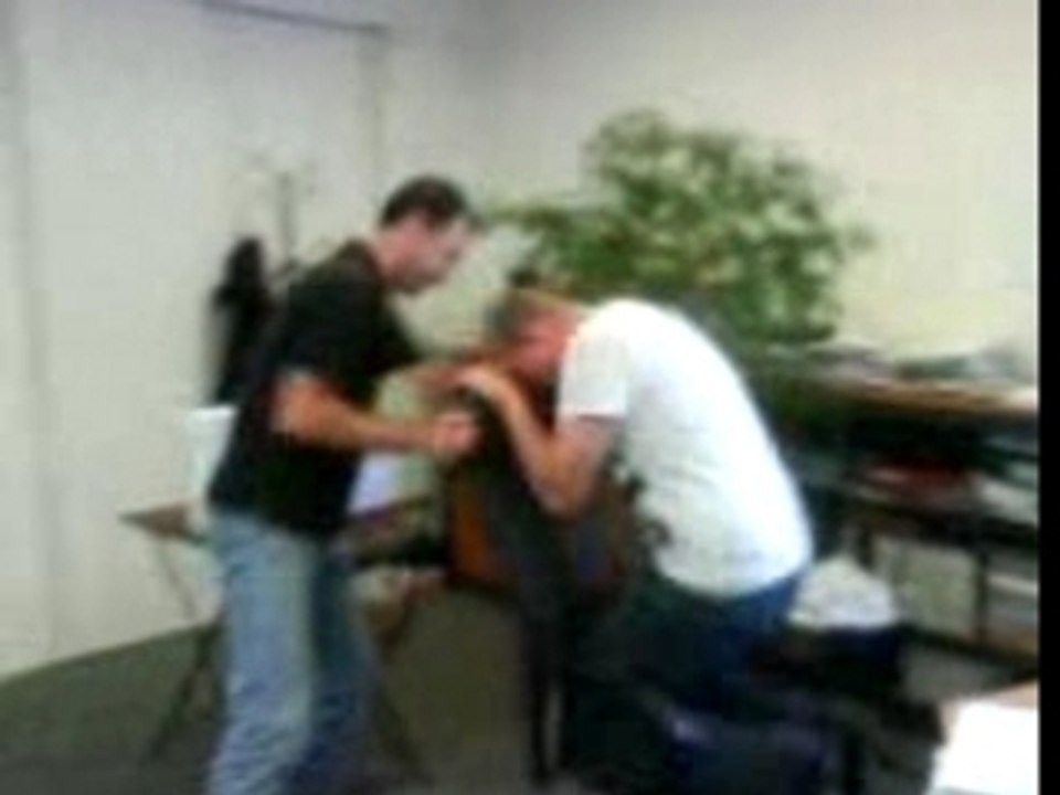 Bureau d'etude en pleine etude, la force centrifuge