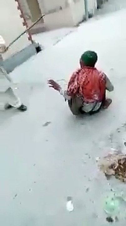 Hahahaha. . . . . Dhokaybaz Bhikari